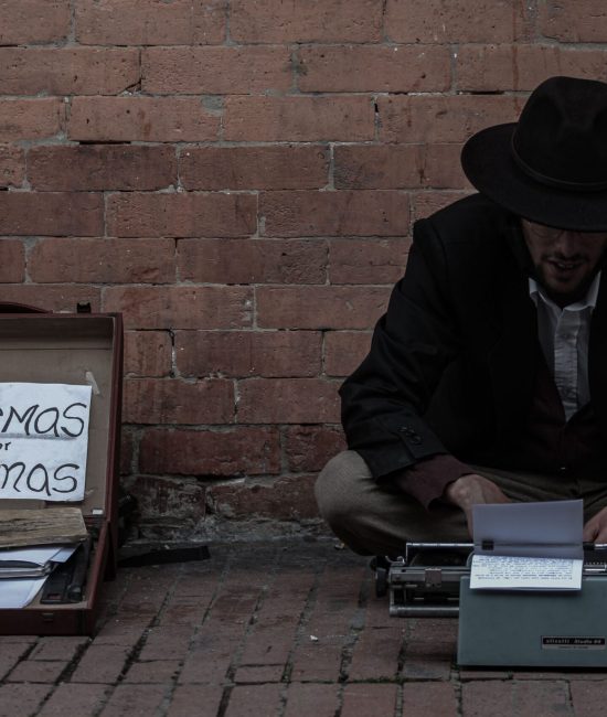 QuarterFull Vale a Pena para Escritores? Como Funciona, Ganhos e Monetização
