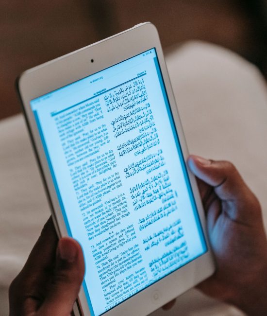Como criar um ebook gratuito: ferramentas de diagramação, revisão e capa